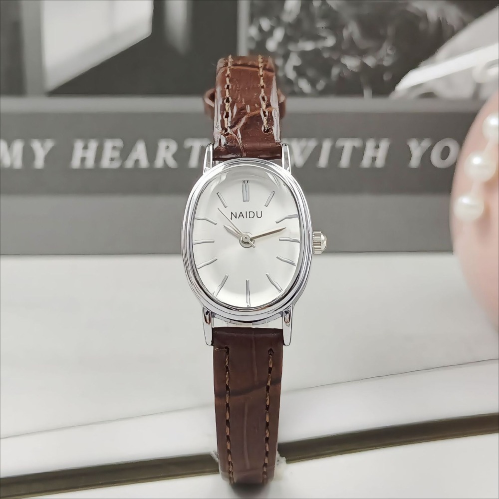Fashion Brand Women Oval Dial  - огляд і ціна Luxury Watch Green