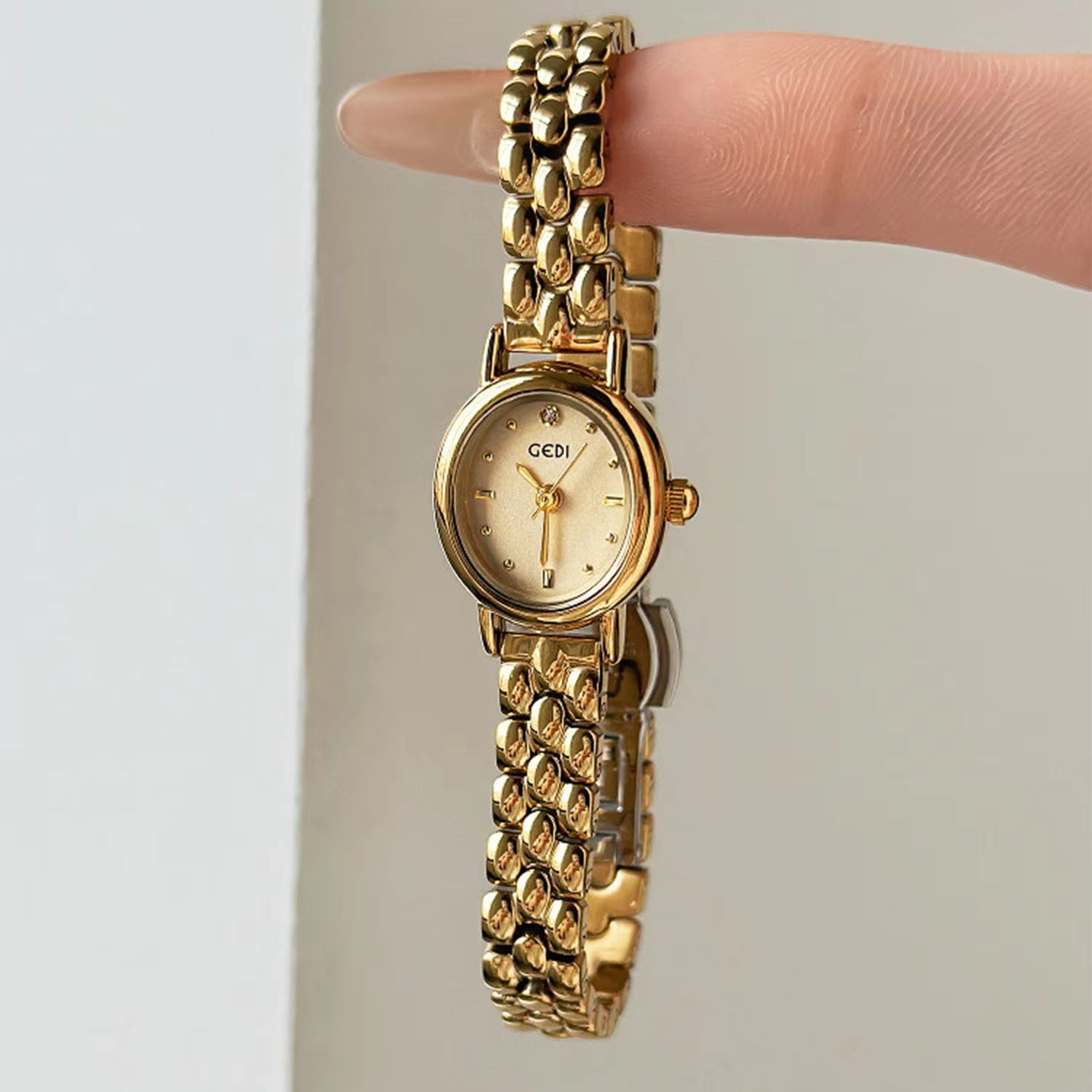 Women's Original Luxury Brands - огляд і ціна Luxury Watch On Sale